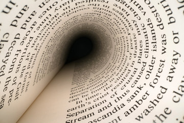 吸引大学生的微信公众平台写点什么内容好？